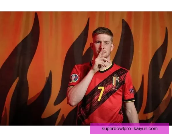 贝肯鲍尔职业生涯回顾：从球场巨星到足坛大师的辉煌成就值得关注